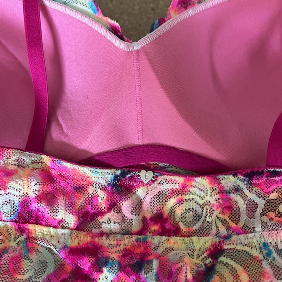 PINK Victoria’s Secret Lace Bralette - Picture 6 of 6